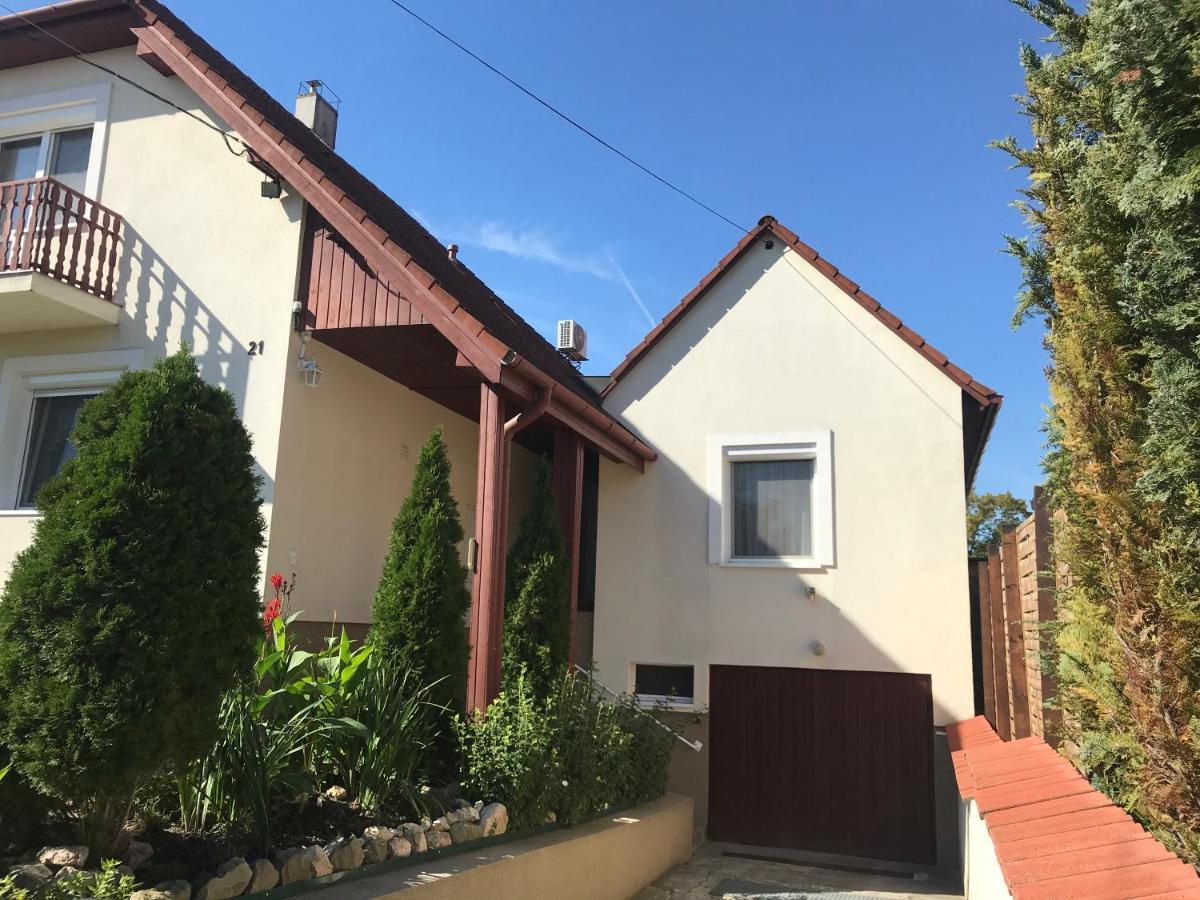 Apartman Tinasol Mosonmagyarovar Exterior photo
