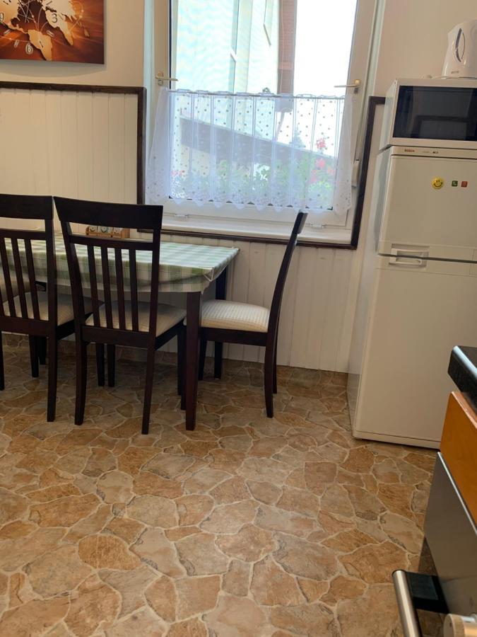 Apartman Tinasol Mosonmagyarovar Exterior photo